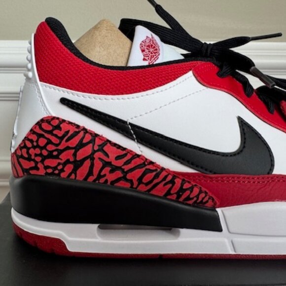 Jordan Legacy 312 Low 'Chicago Red' Like New Men Size 8.5 - Picture 6 of 16